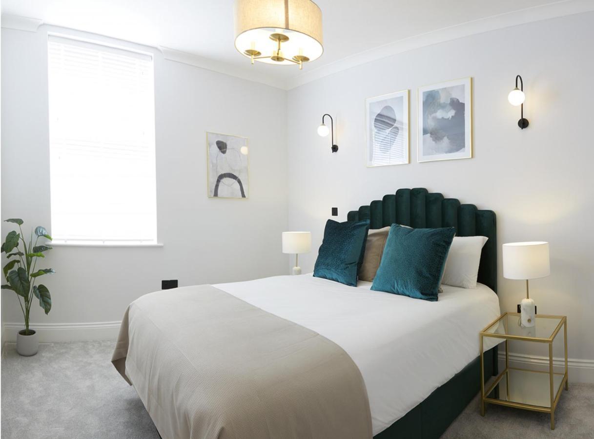 The Salisbury - Luxury Apartments By Stay In Scarborough Bagian luar foto